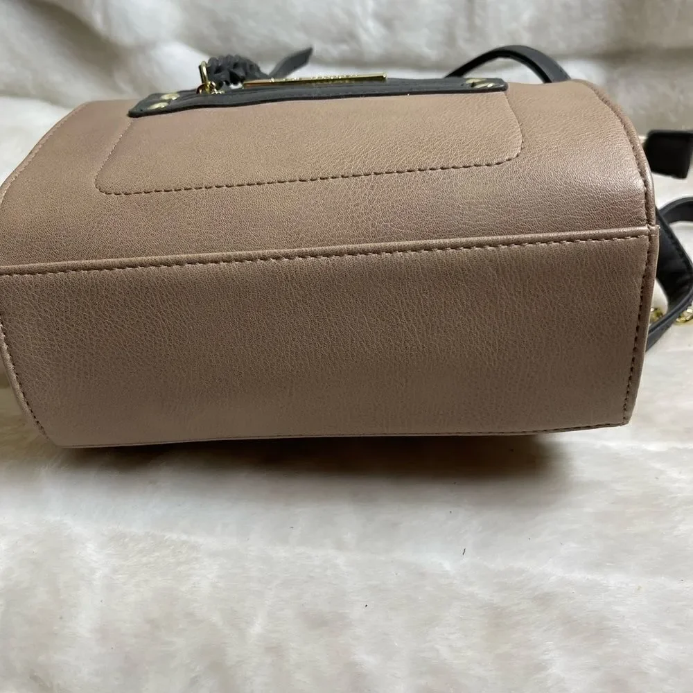Steve Madden nwot steve